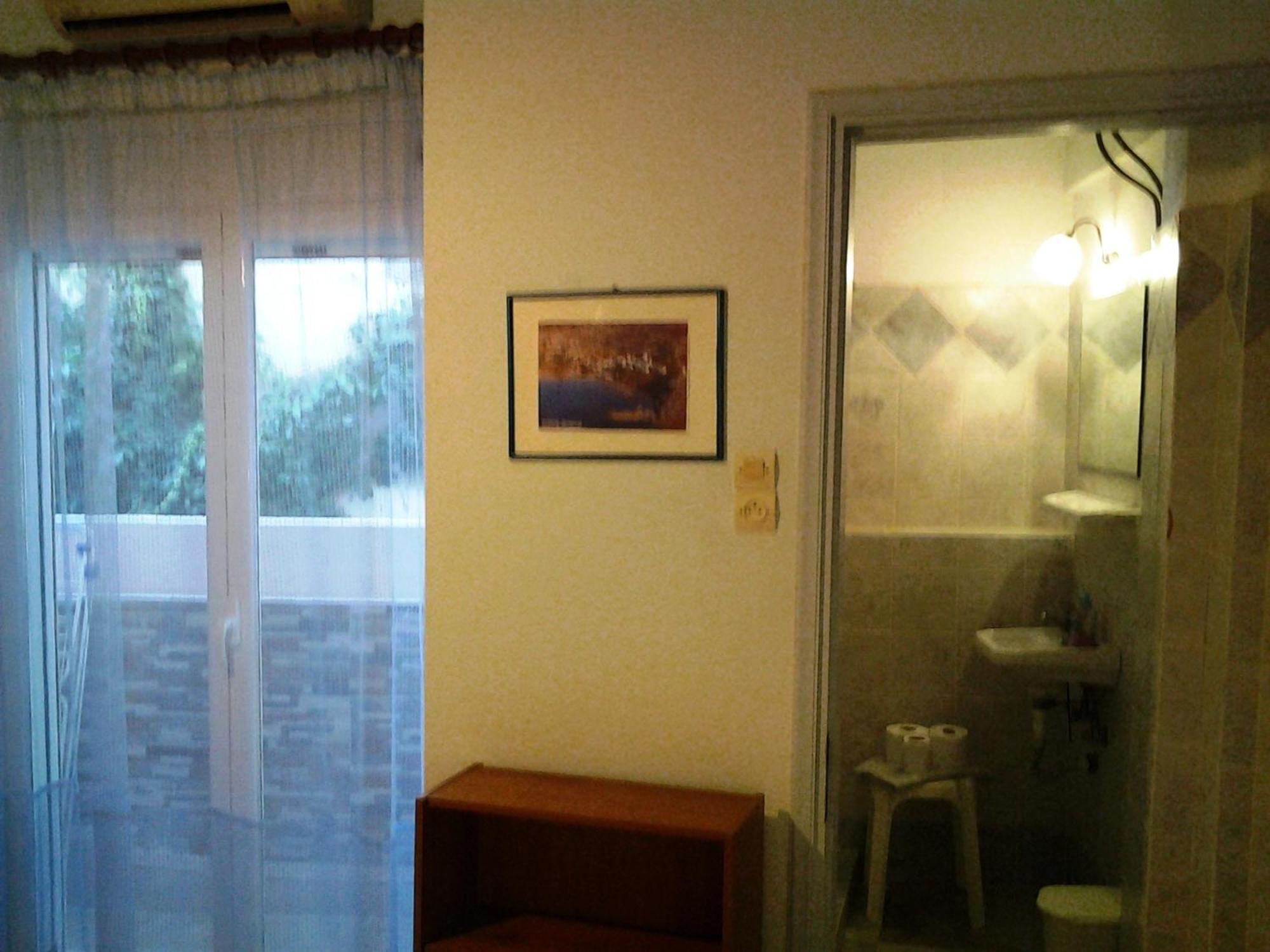 Apergis Rooms Ermoupoli Ruang foto